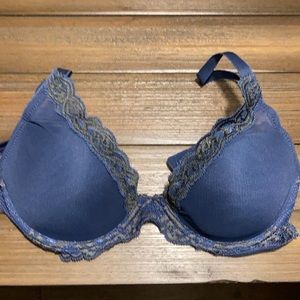 Natori Feathers navy bra NWOT 32D